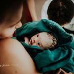 professional-birth-photography-competition-winners-labor-2018-5ad4604c9cdc7__700