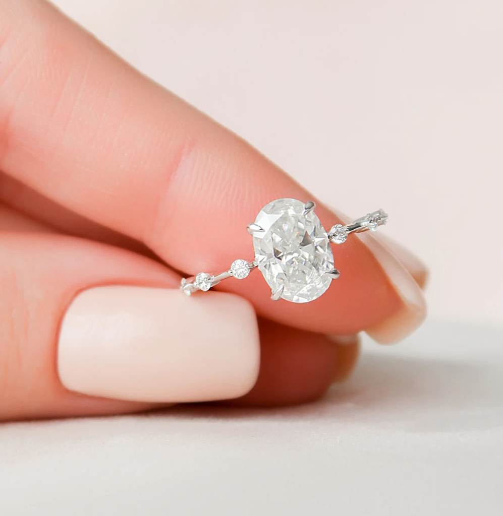 Oval Engagement Ring